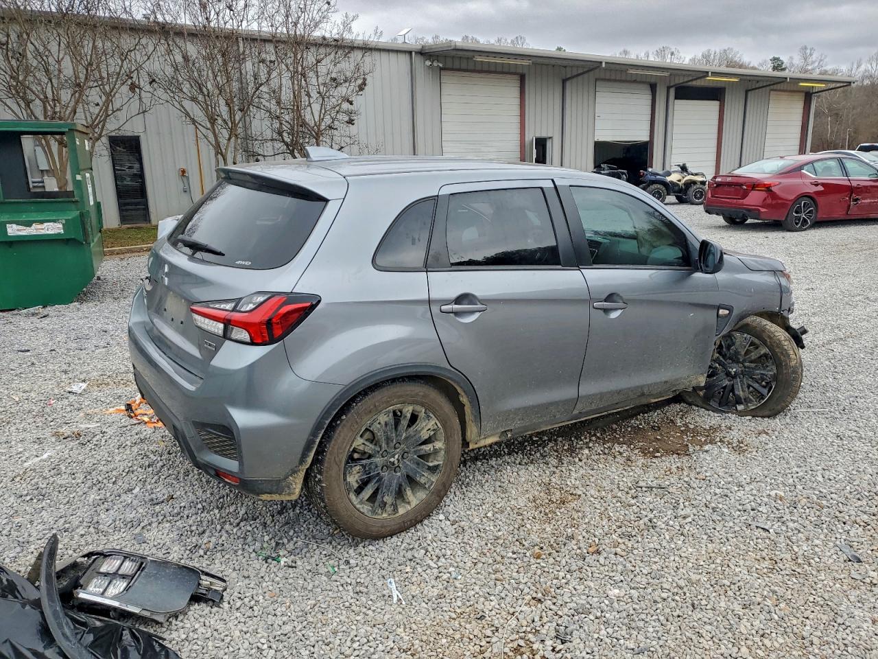 2024 MITSUBISHI OUTLANDER SPORT S/SE photo 3