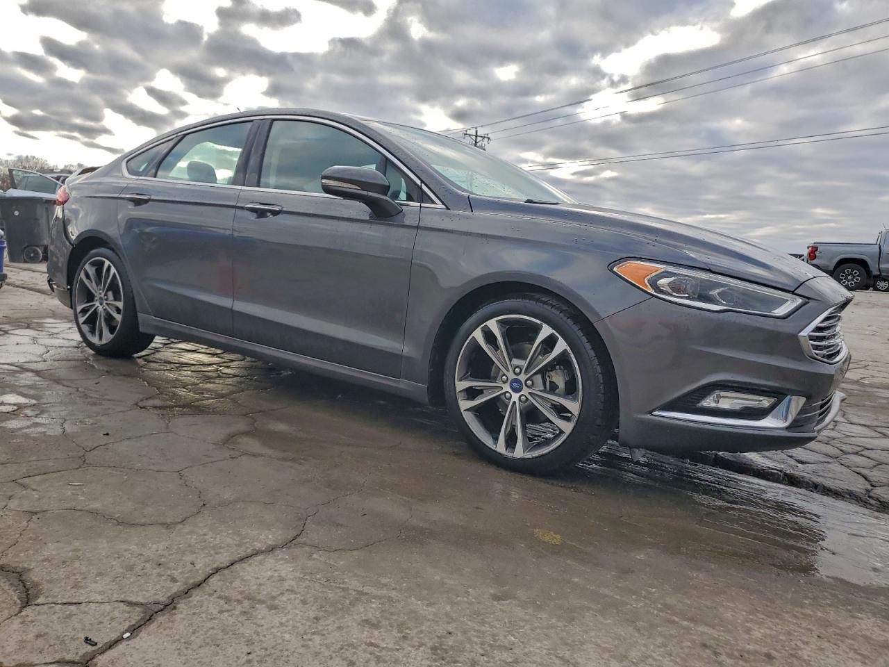 2017 FORD FUSION TITANIUM photo 4