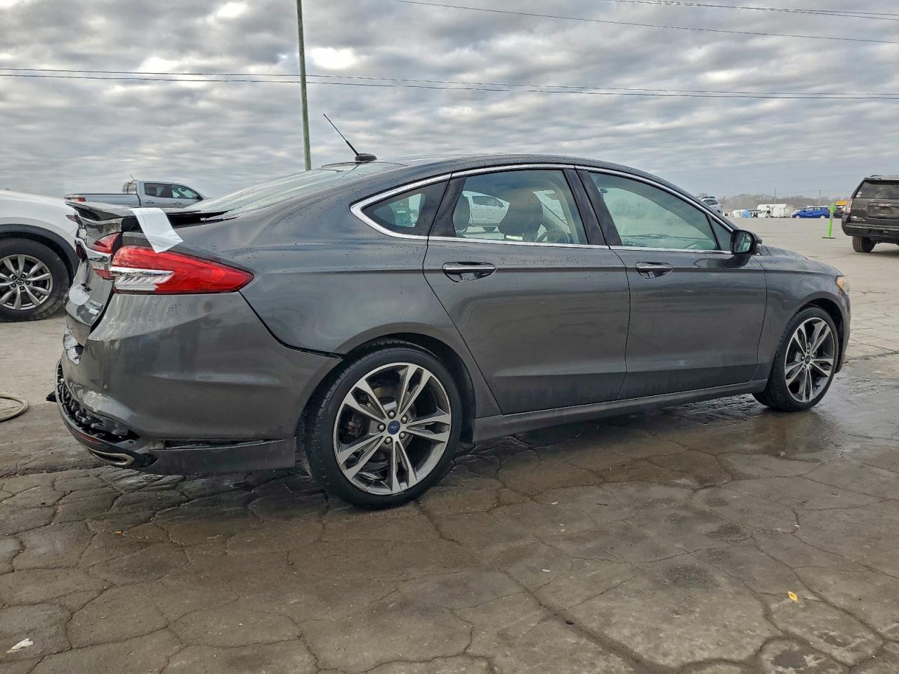 2017 FORD FUSION TITANIUM photo 3