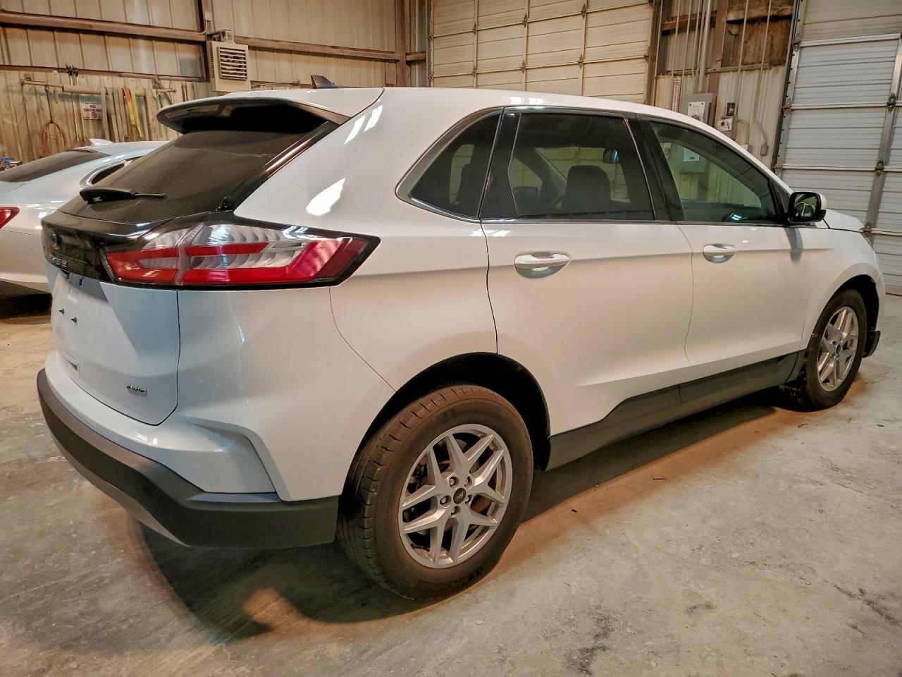 2024 FORD EDGE SEL photo 3