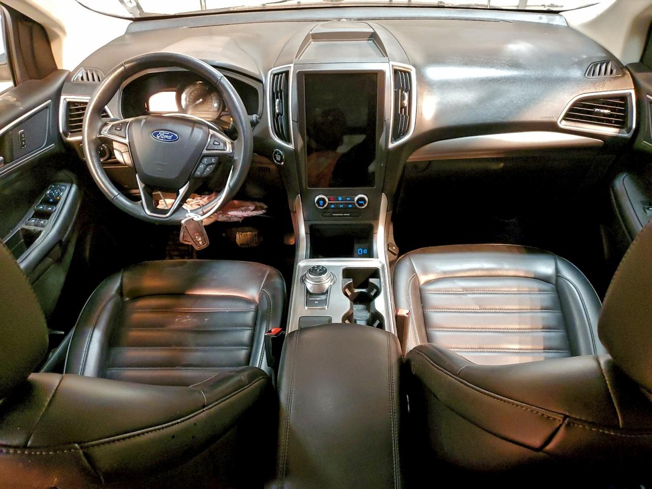 2024 FORD EDGE SEL photo 8
