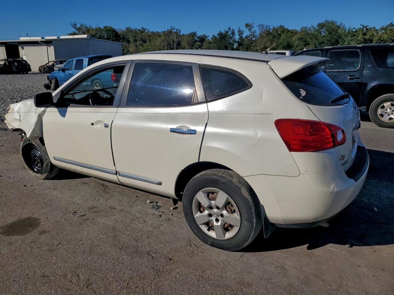 2011 NISSAN ROGUE S photo 2