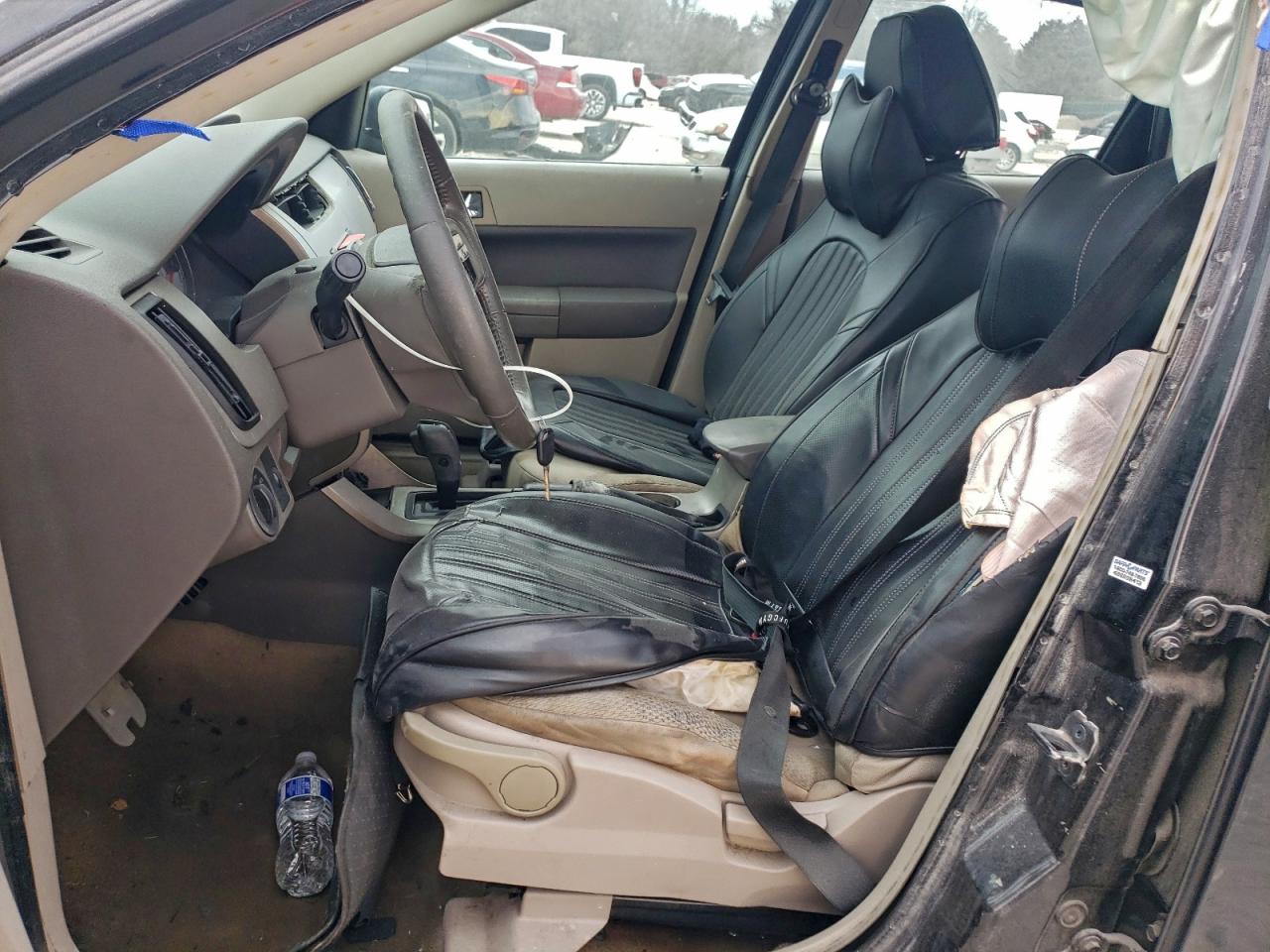 2008 FORD FOCUS SE photo 7