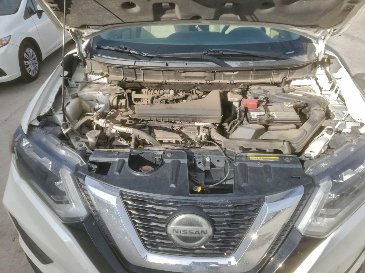 2018 NISSAN ROGUE S photo 12