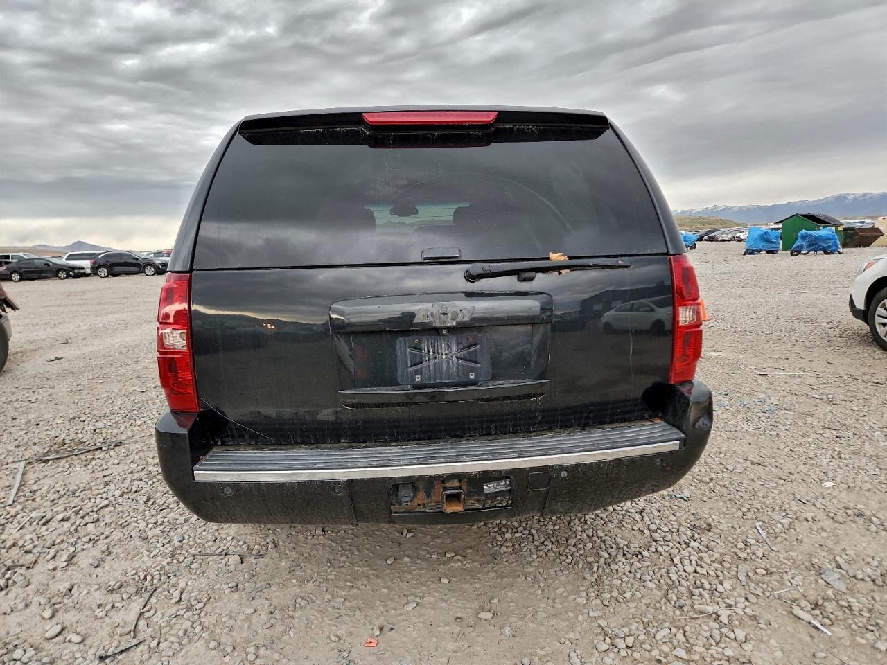 2012 CHEVROLET SUBURBAN K1500 LTZ photo 6