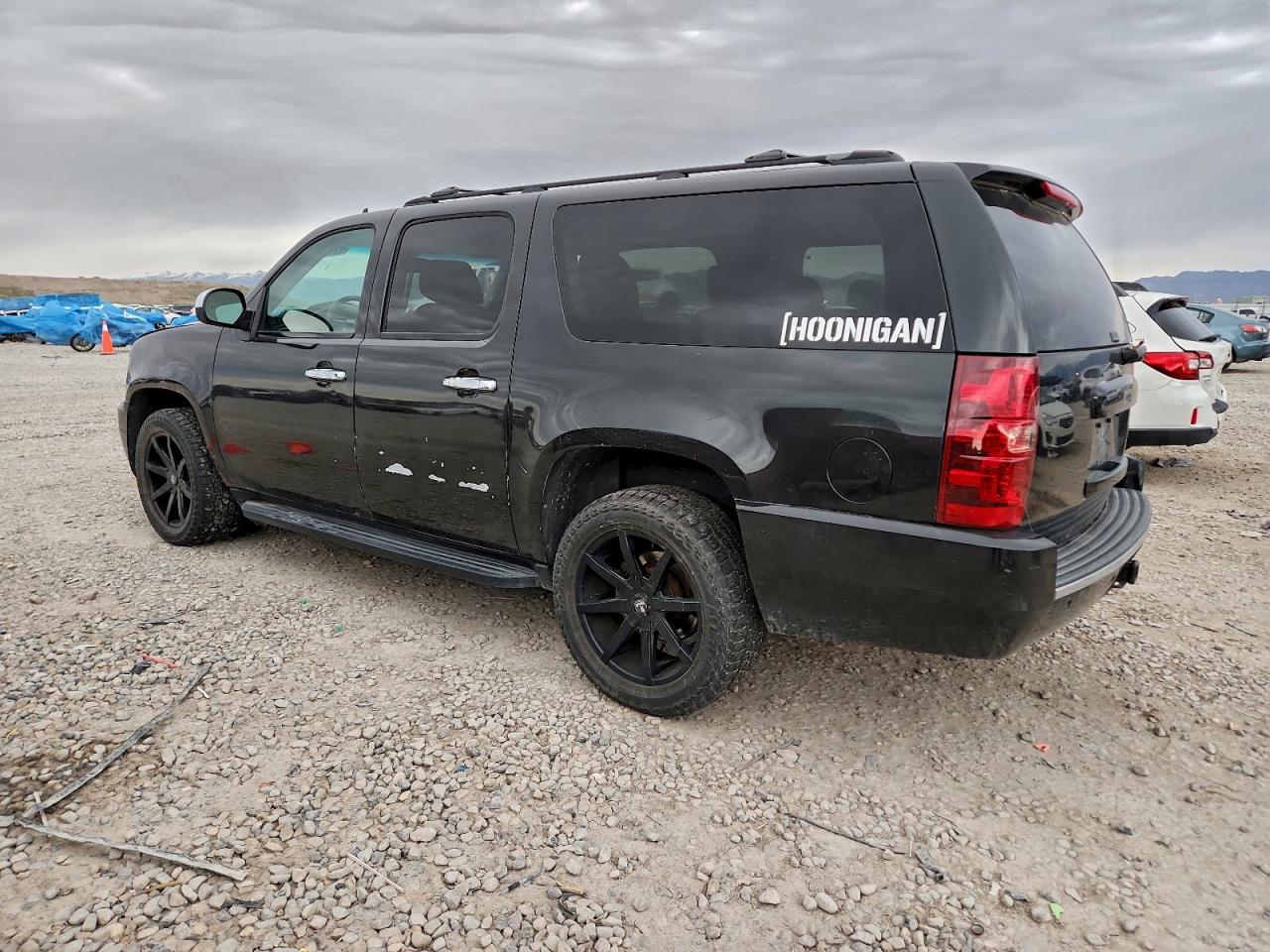 2012 CHEVROLET SUBURBAN K1500 LTZ photo 2