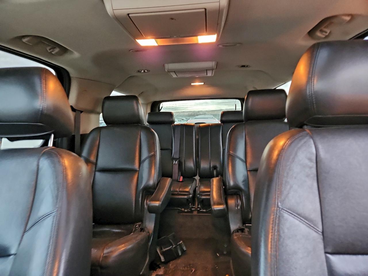 2012 CHEVROLET SUBURBAN K1500 LTZ photo 10