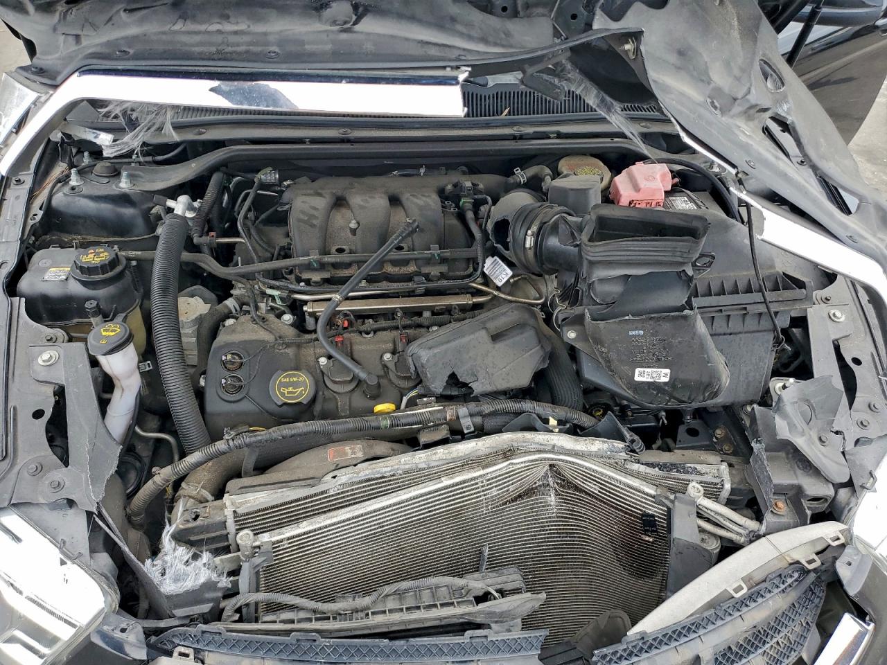 2016 FORD TAURUS SEL photo 11