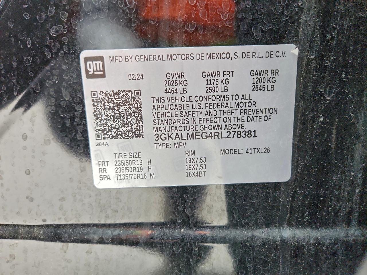 2024 GMC TERRAIN SLE photo 13