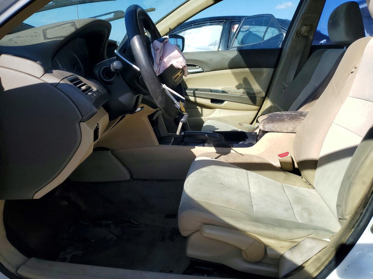 2009 HONDA ACCORD LX photo 19