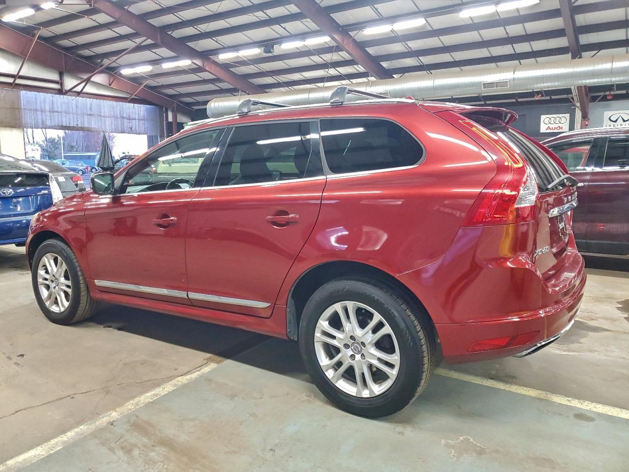 2015 VOLVO XC60 T5 PREMIER photo 2