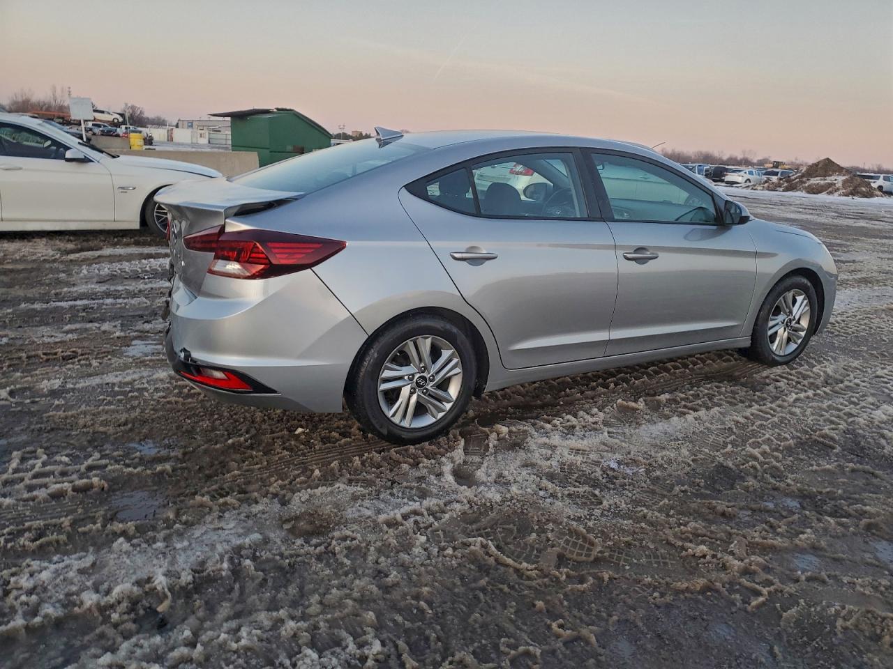 2020 HYUNDAI ELANTRA SEL photo 5