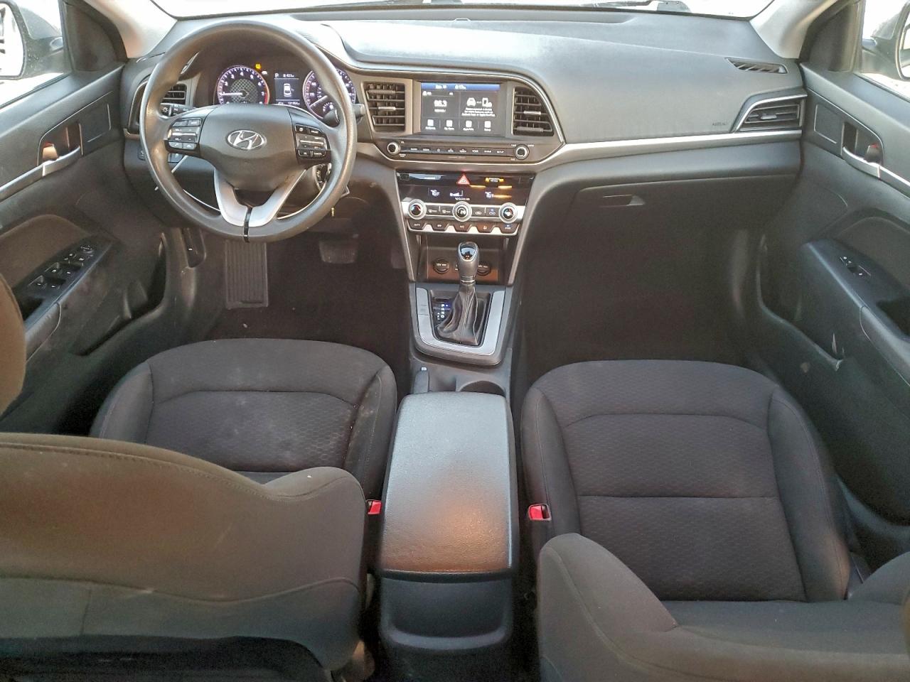 2020 HYUNDAI ELANTRA SEL photo 15