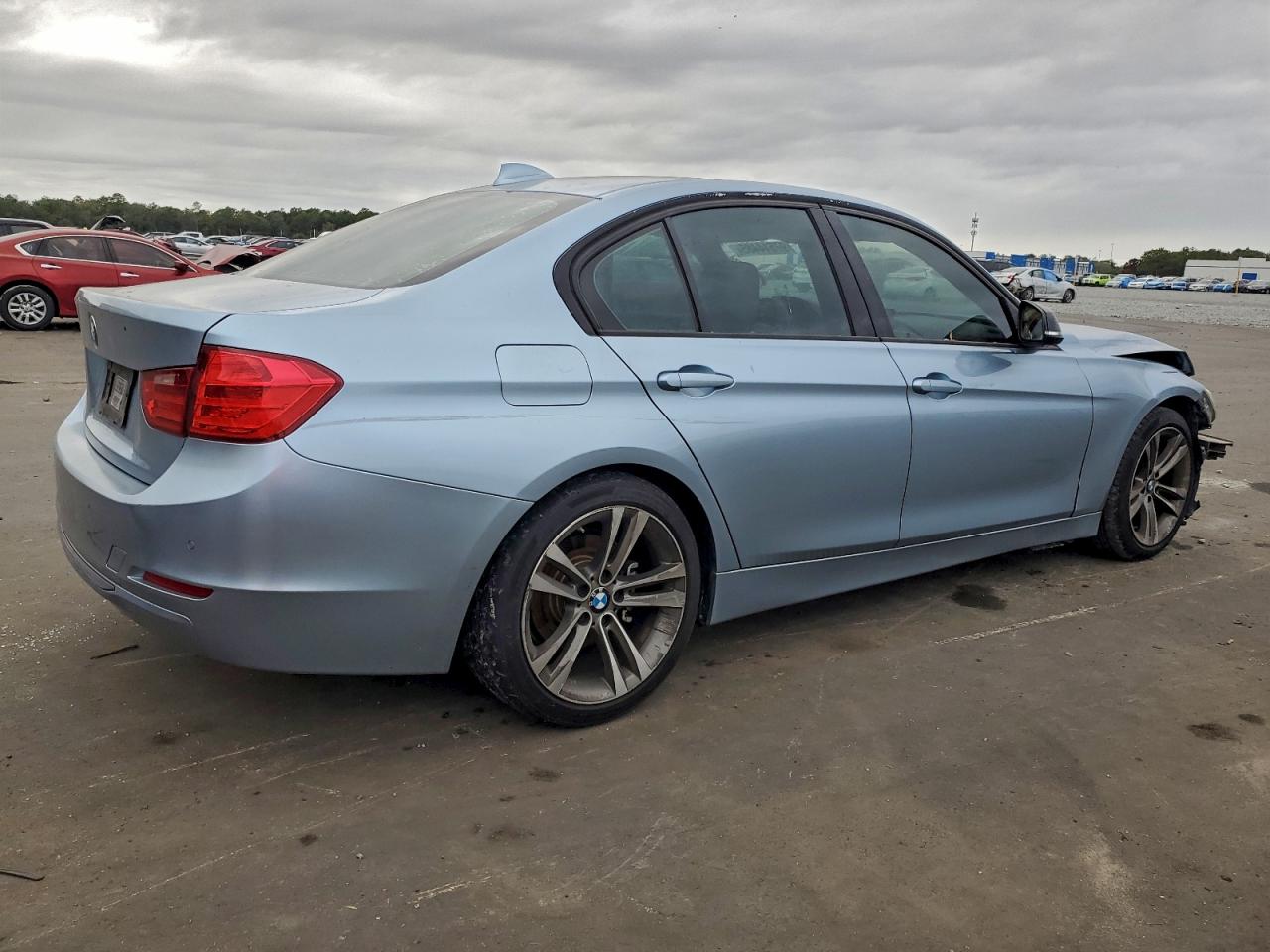 2013 BMW 328 I photo 3