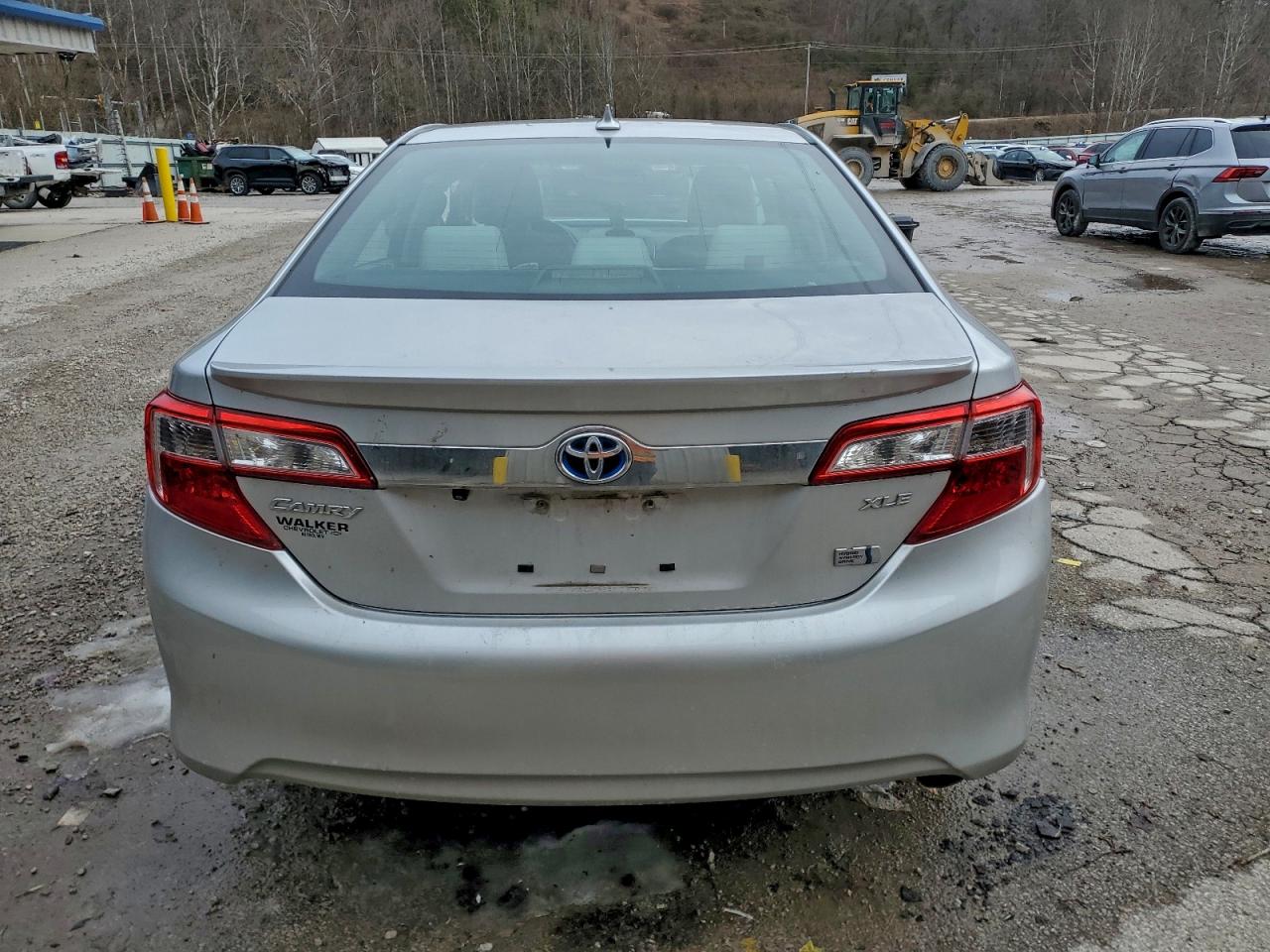 2012 TOYOTA CAMRY HYBRID photo 6