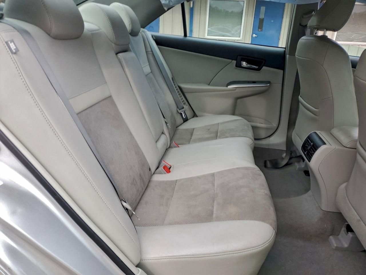 2012 TOYOTA CAMRY HYBRID photo 10