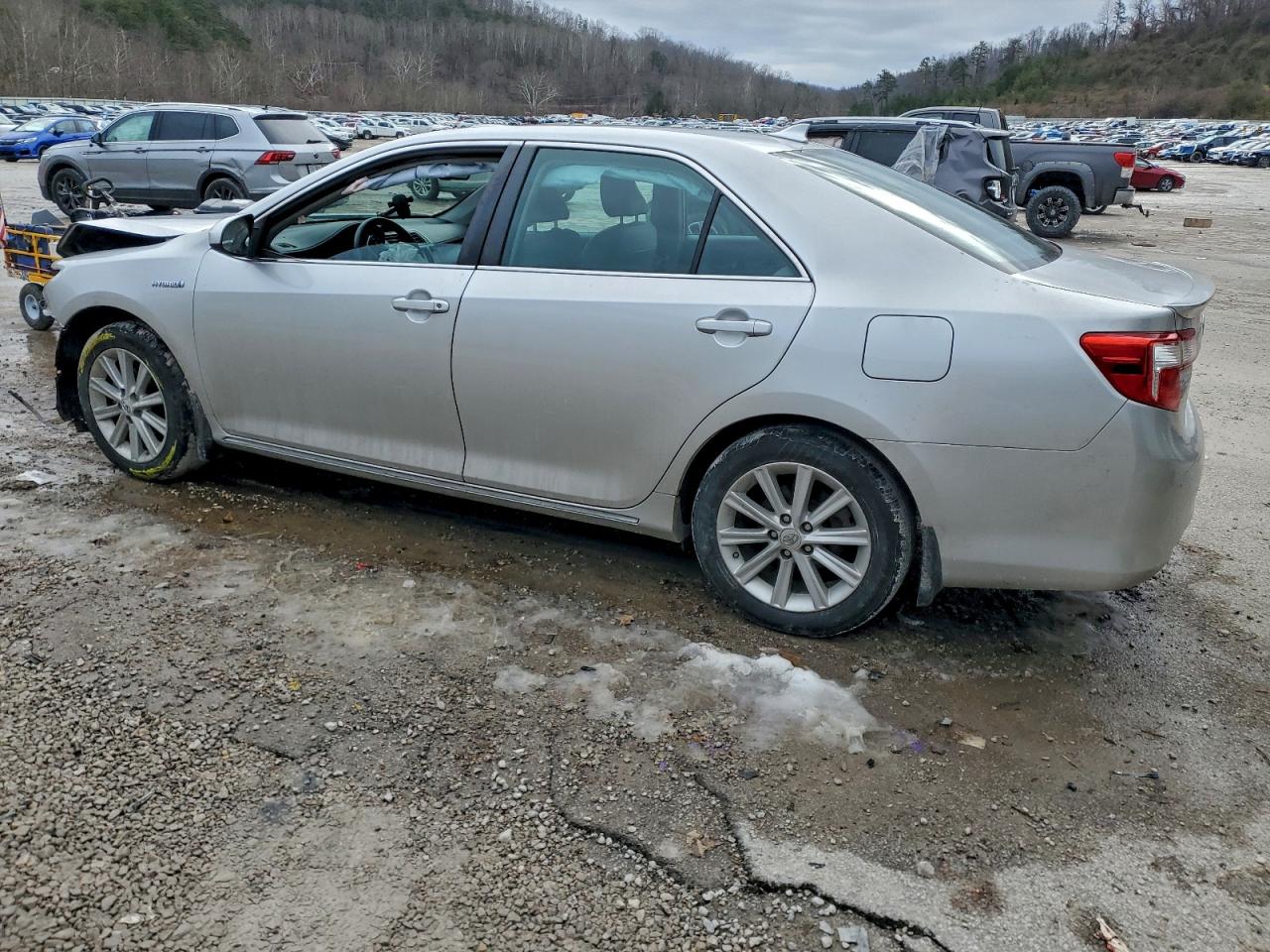 2012 TOYOTA CAMRY HYBRID photo 2