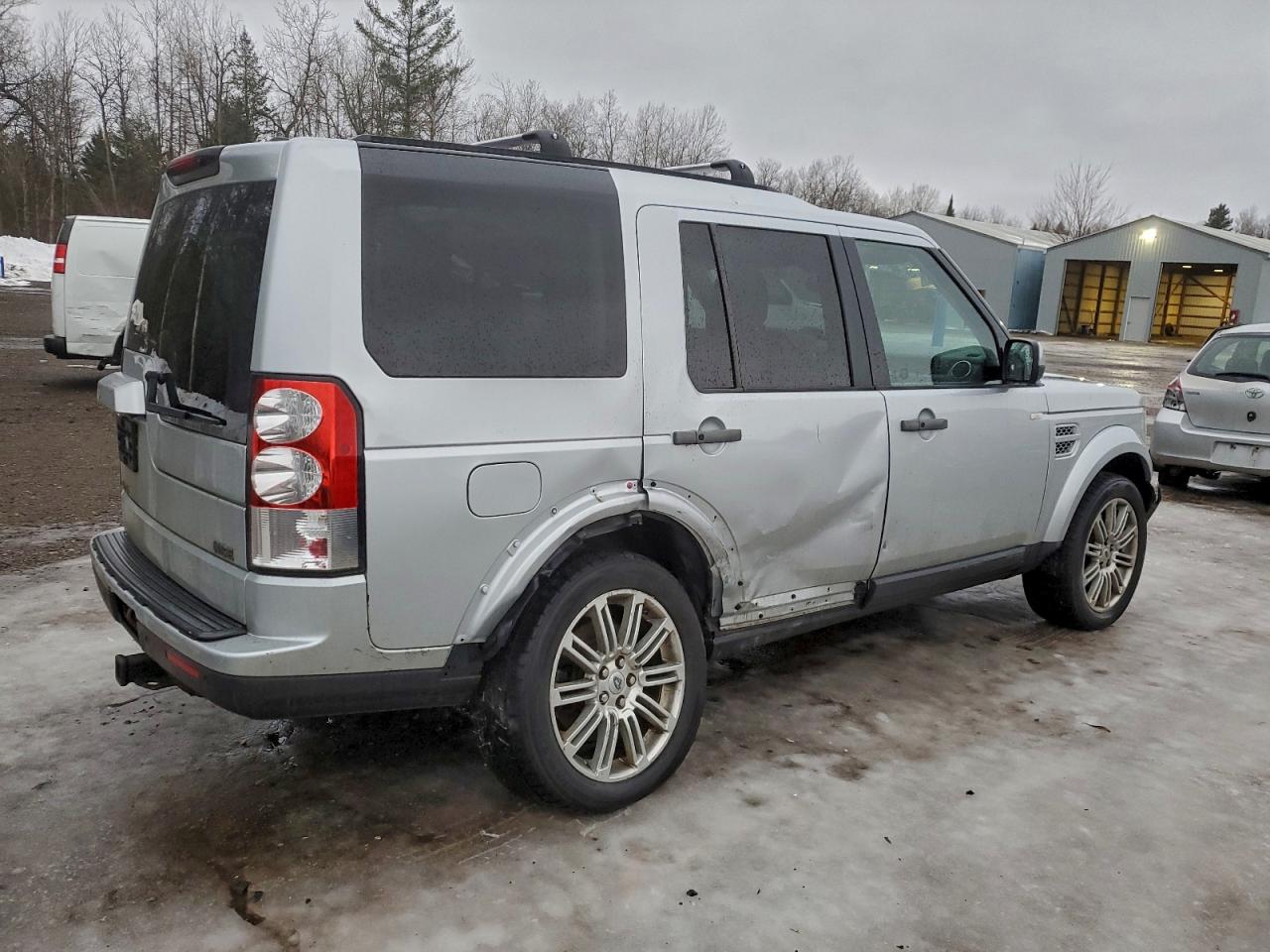 2011 LAND ROVER LR4 HSE LUXURY photo 3