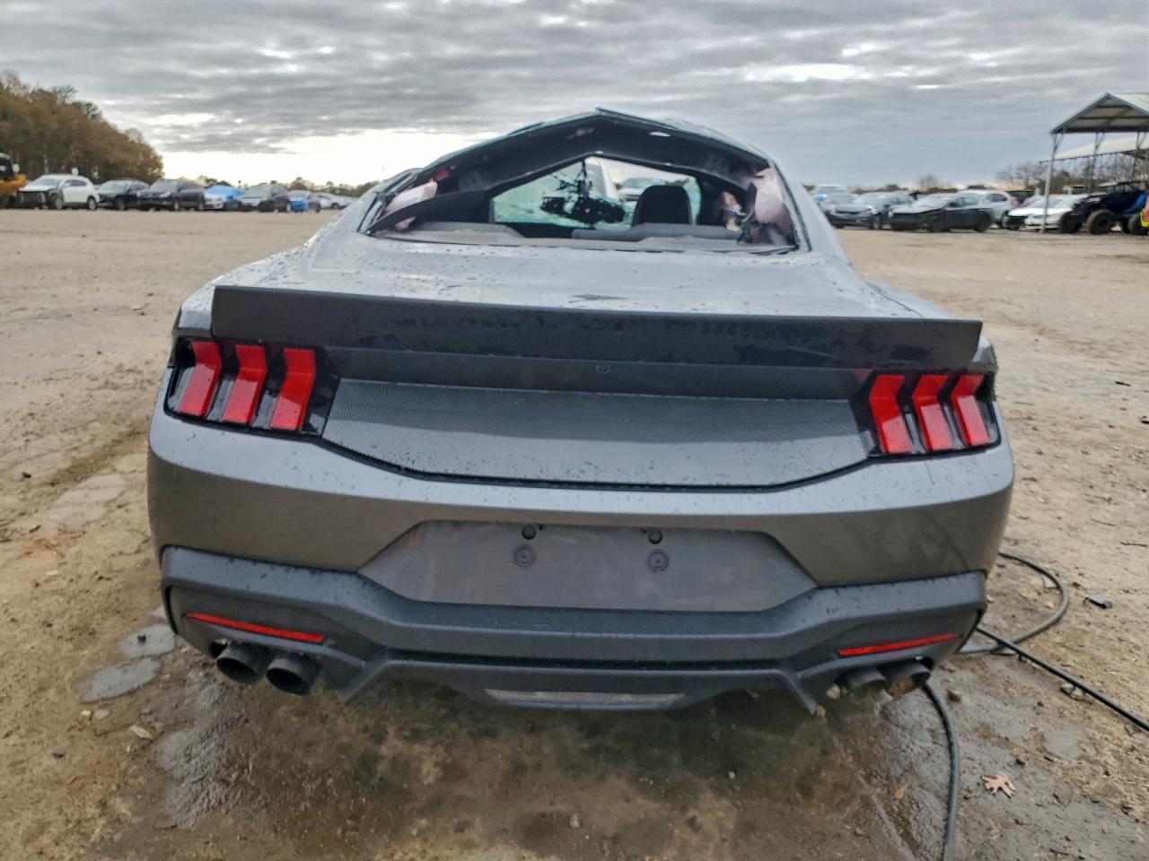 2025 FORD MUSTANG GT photo 6