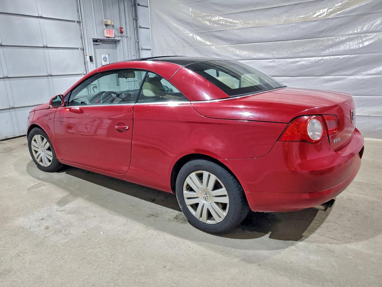 2007 VOLKSWAGEN EOS 2.0T photo 2