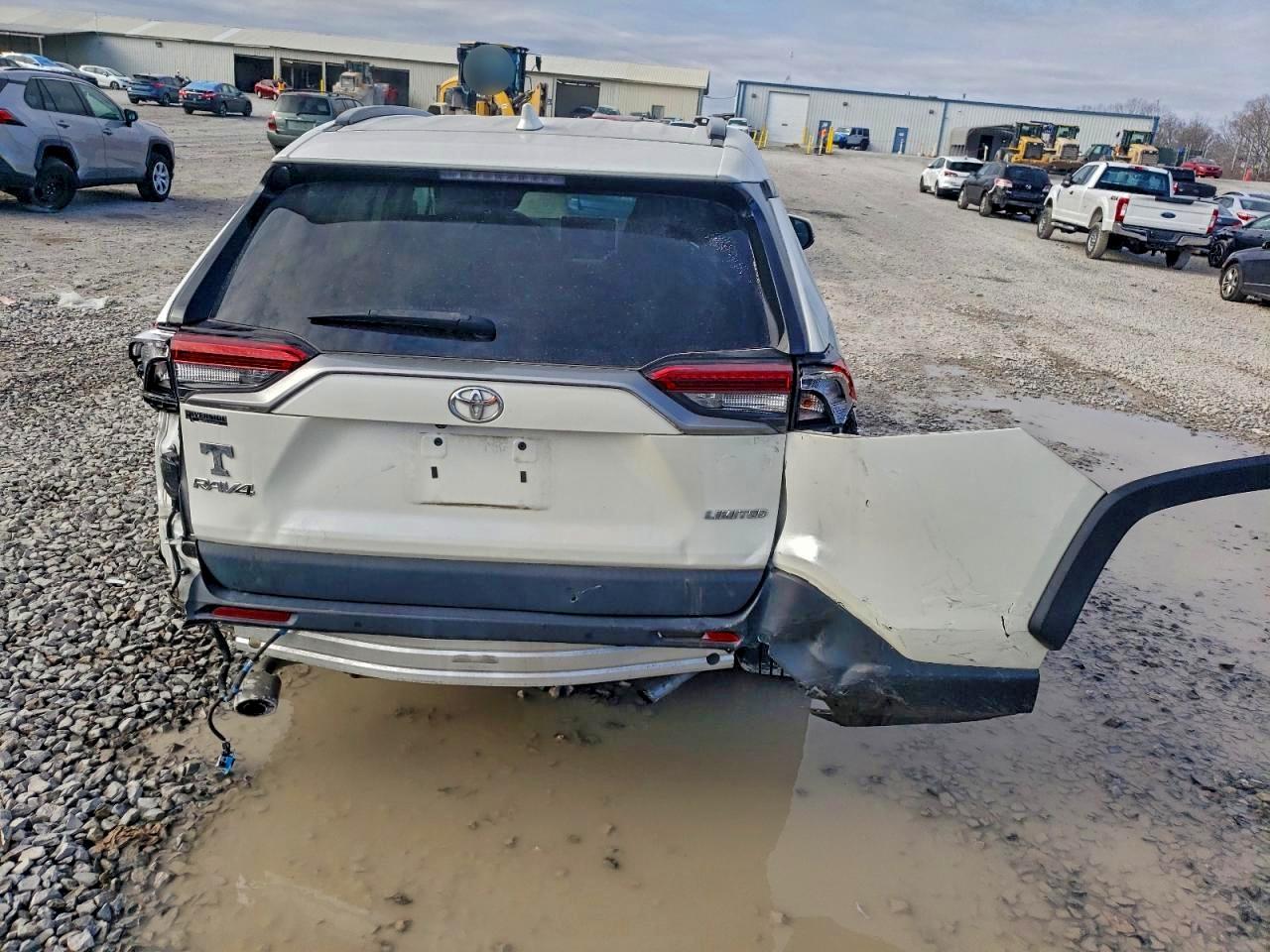 2021 TOYOTA RAV4 LIMITED photo 6