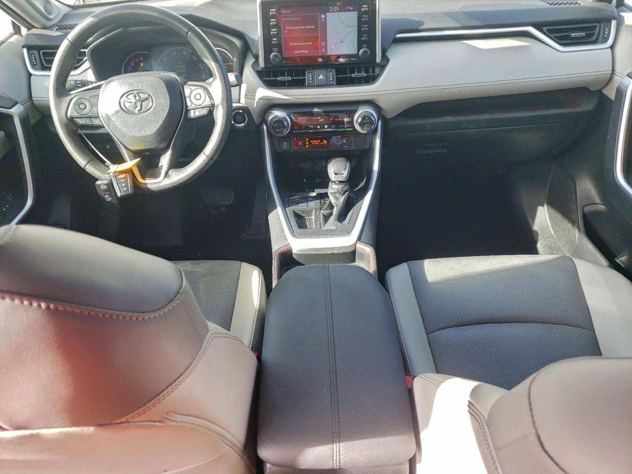 2021 TOYOTA RAV4 LIMITED photo 8