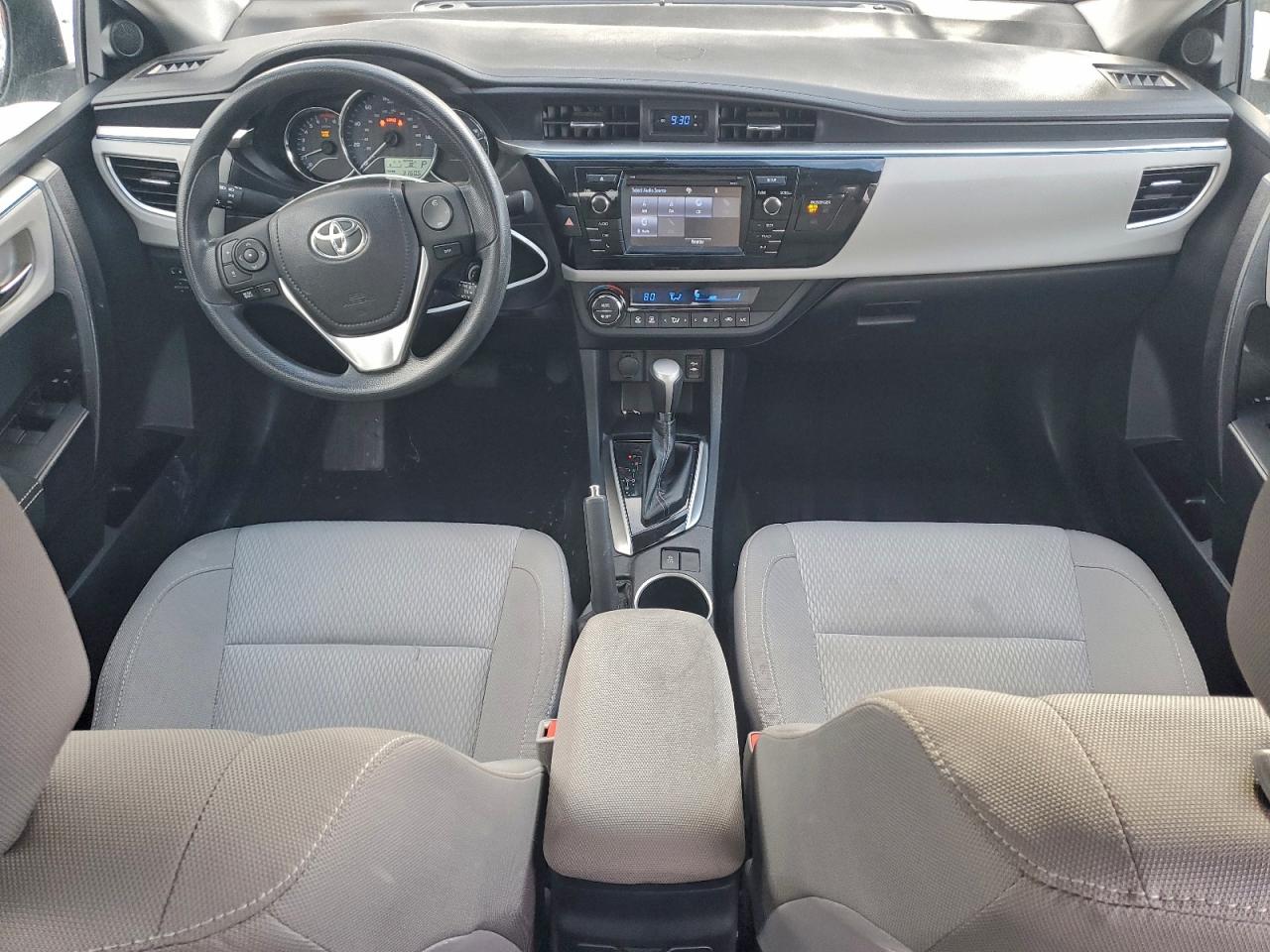 2016 TOYOTA COROLLA L photo 8