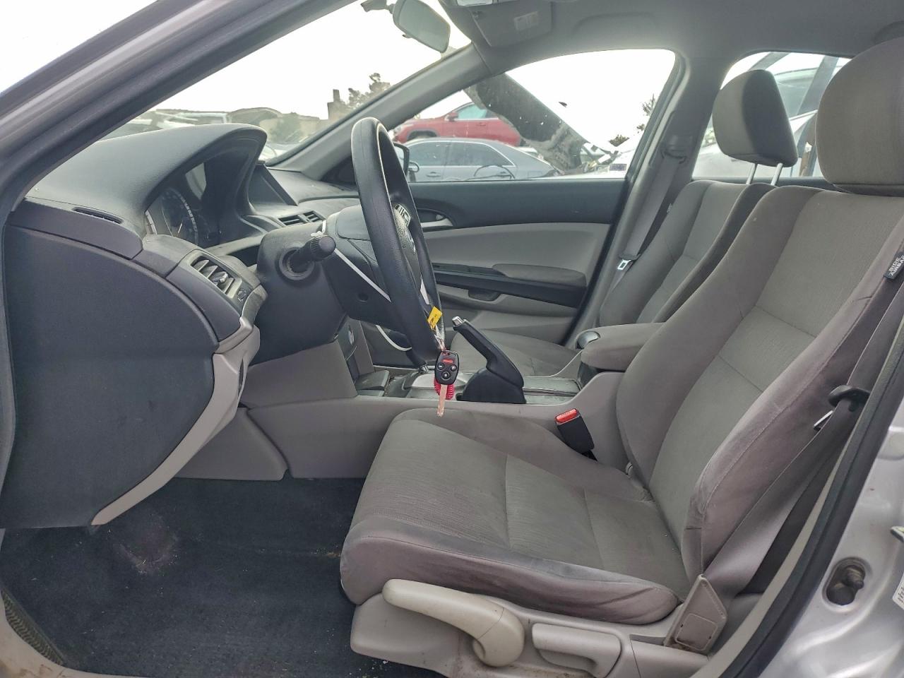 2012 HONDA ACCORD LX photo 7