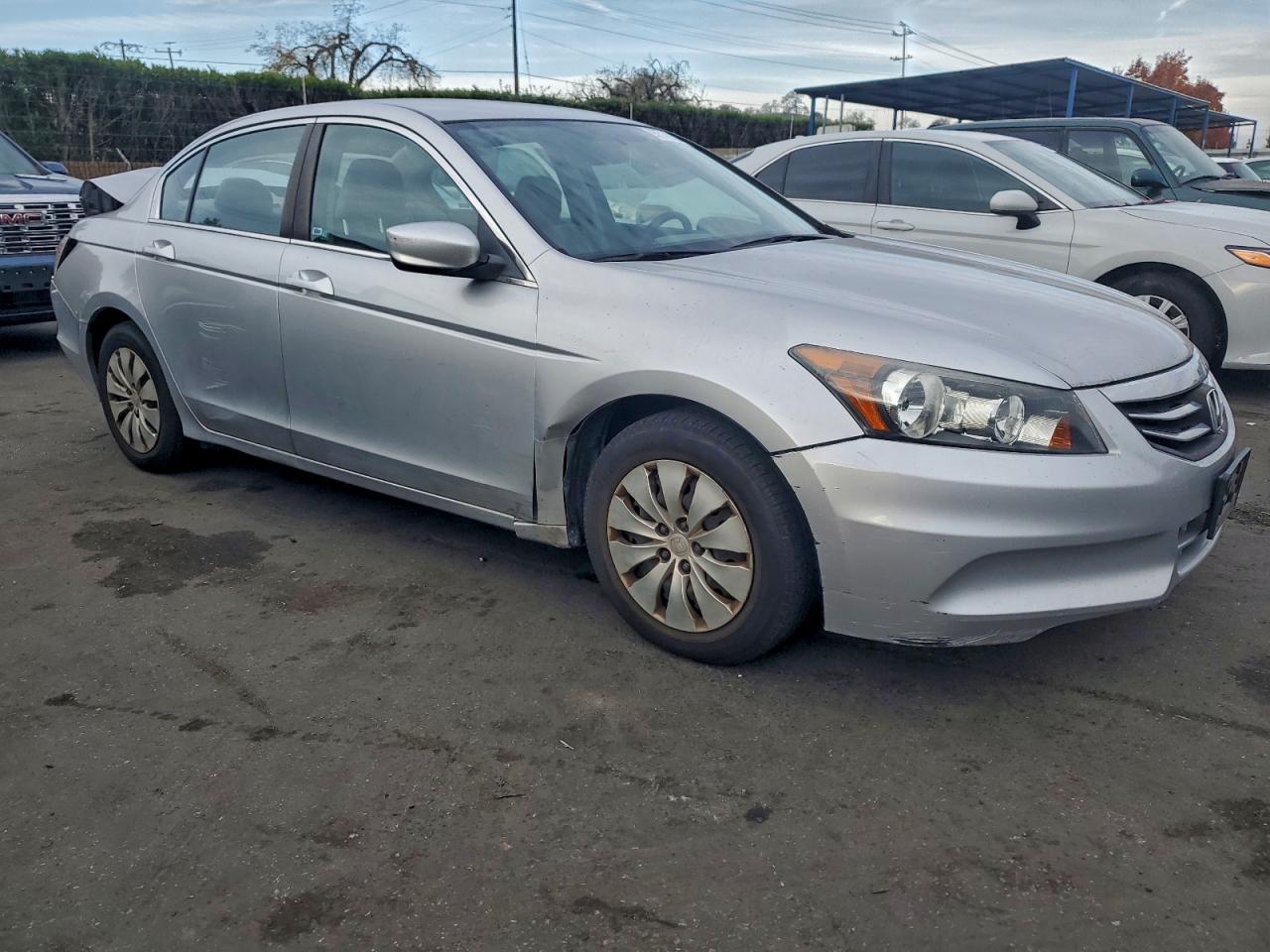 2012 HONDA ACCORD LX photo 4