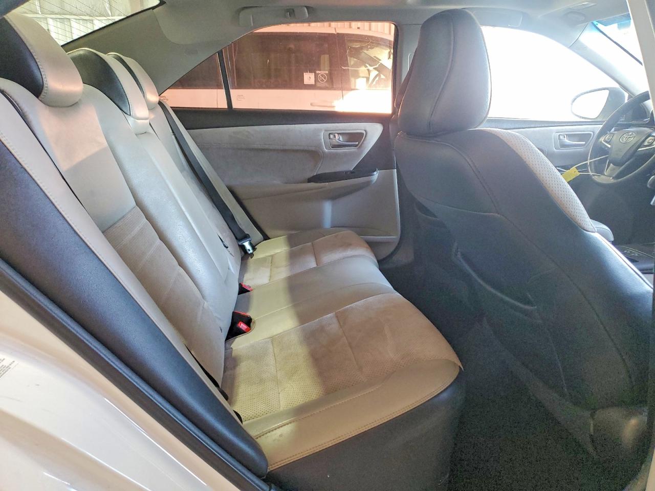 2016 TOYOTA CAMRY XSE photo 10