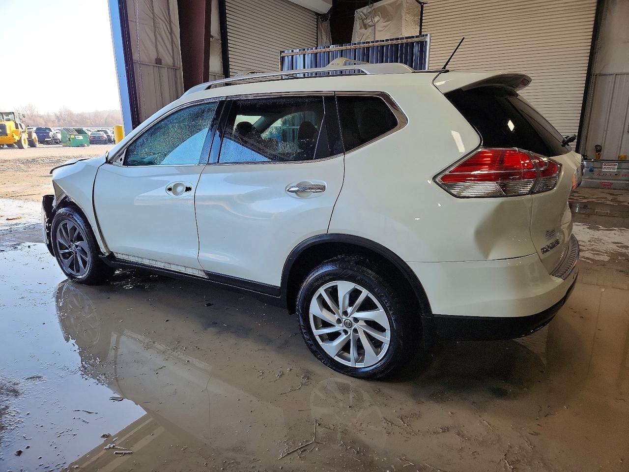2016 NISSAN ROGUE SL photo 2