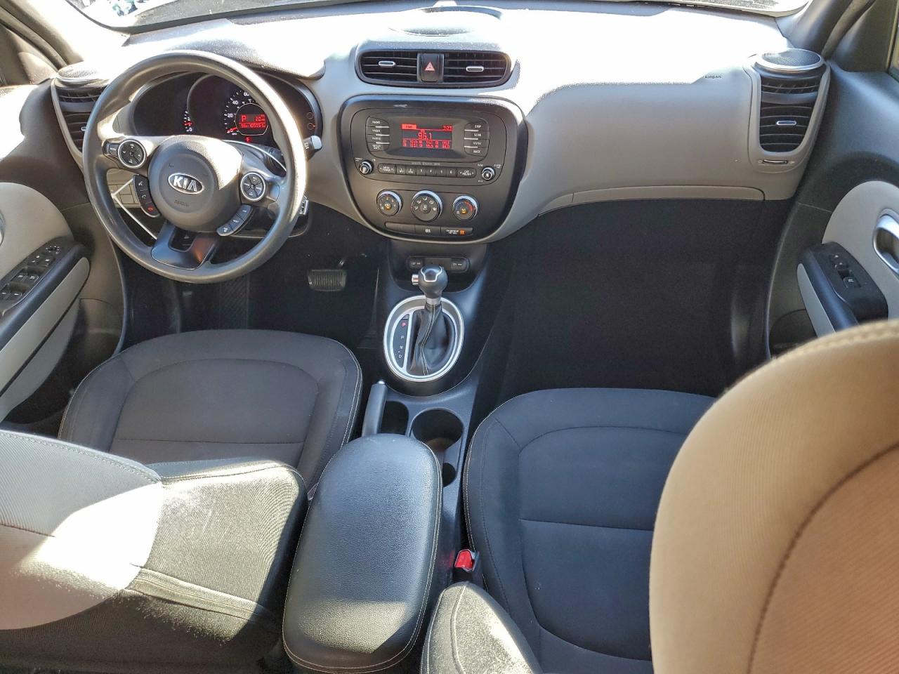 2014 KIA SOUL + photo 15