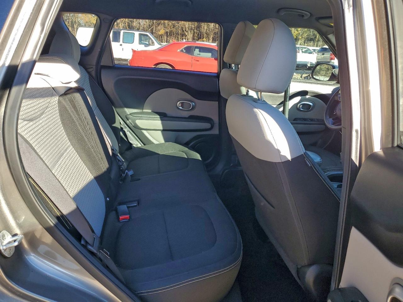 2014 KIA SOUL + photo 21