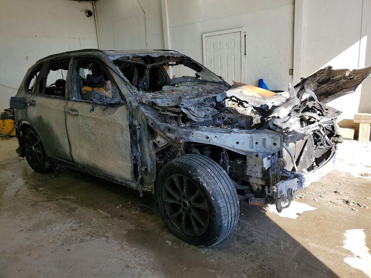 2017 BMW X5 XDR40E photo 4