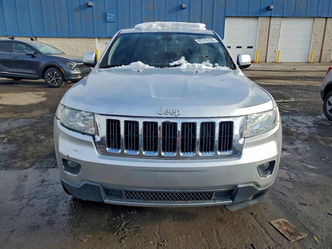 2011 JEEP GRAND CHEROKEE LAREDO photo 5
