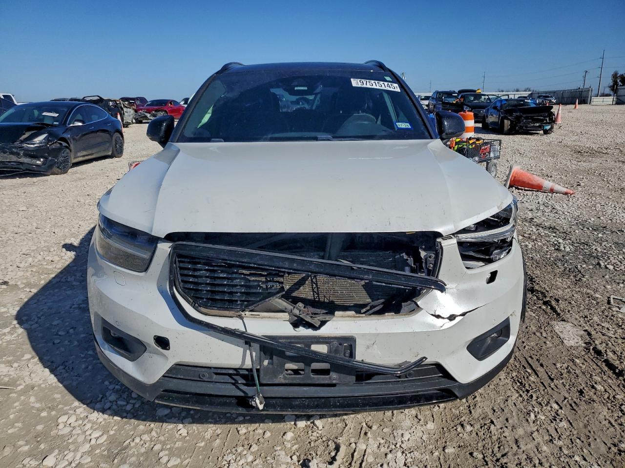 2019 VOLVO XC40 T5 R-DESIGN photo 5