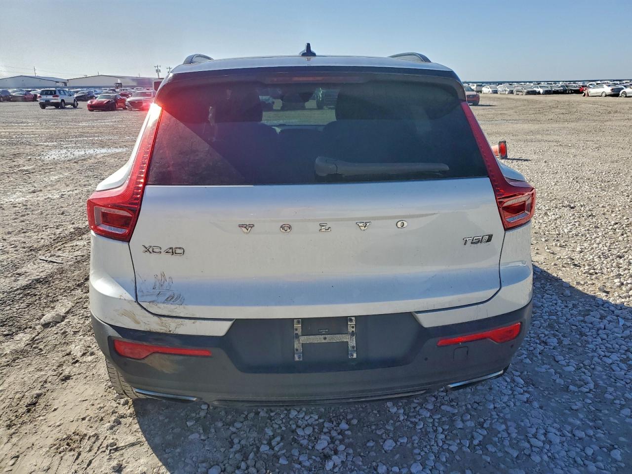2019 VOLVO XC40 T5 R-DESIGN photo 6