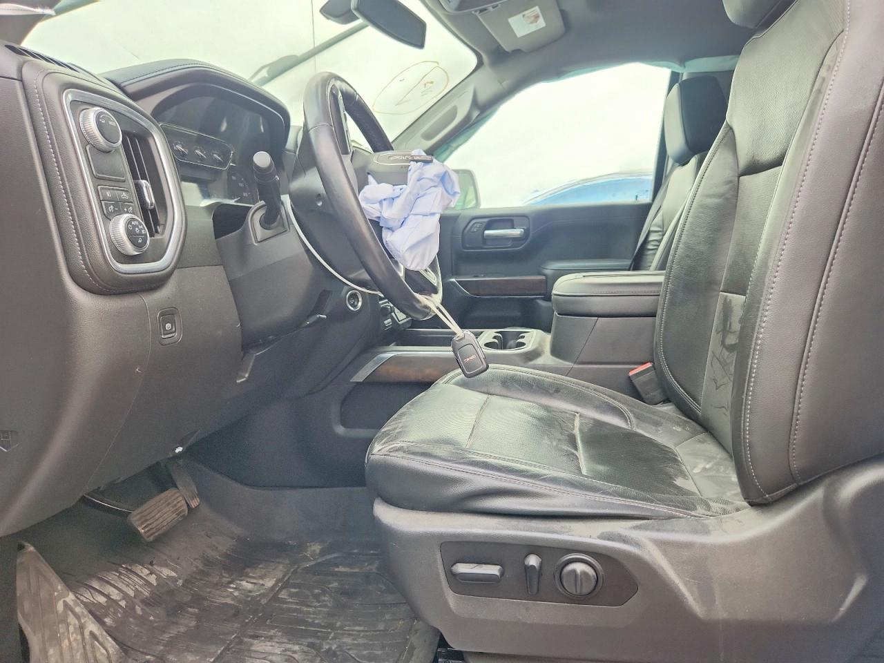 2020 GMC SIERRA C1500 SLT photo 7