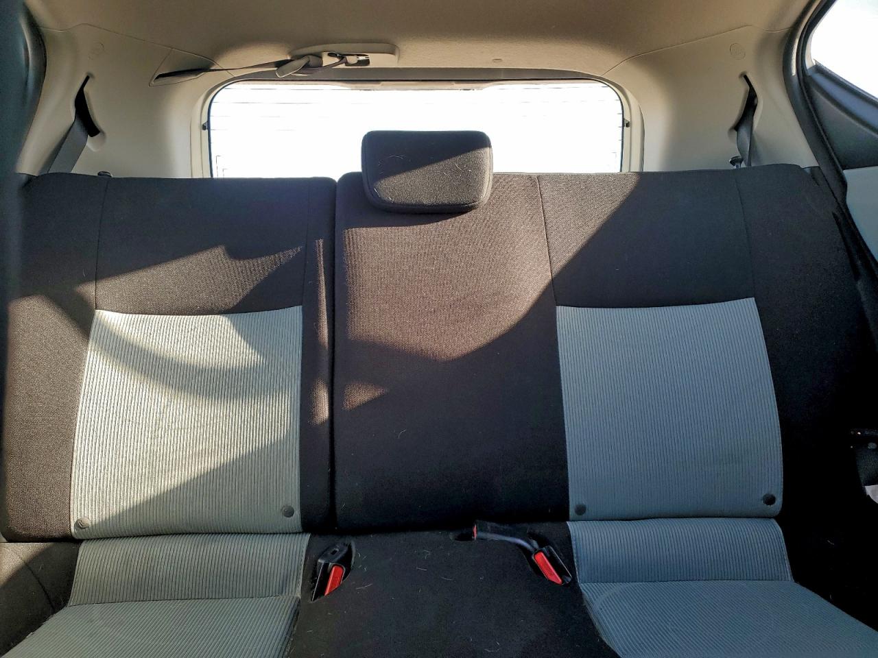 2013 TOYOTA PRIUS C photo 10