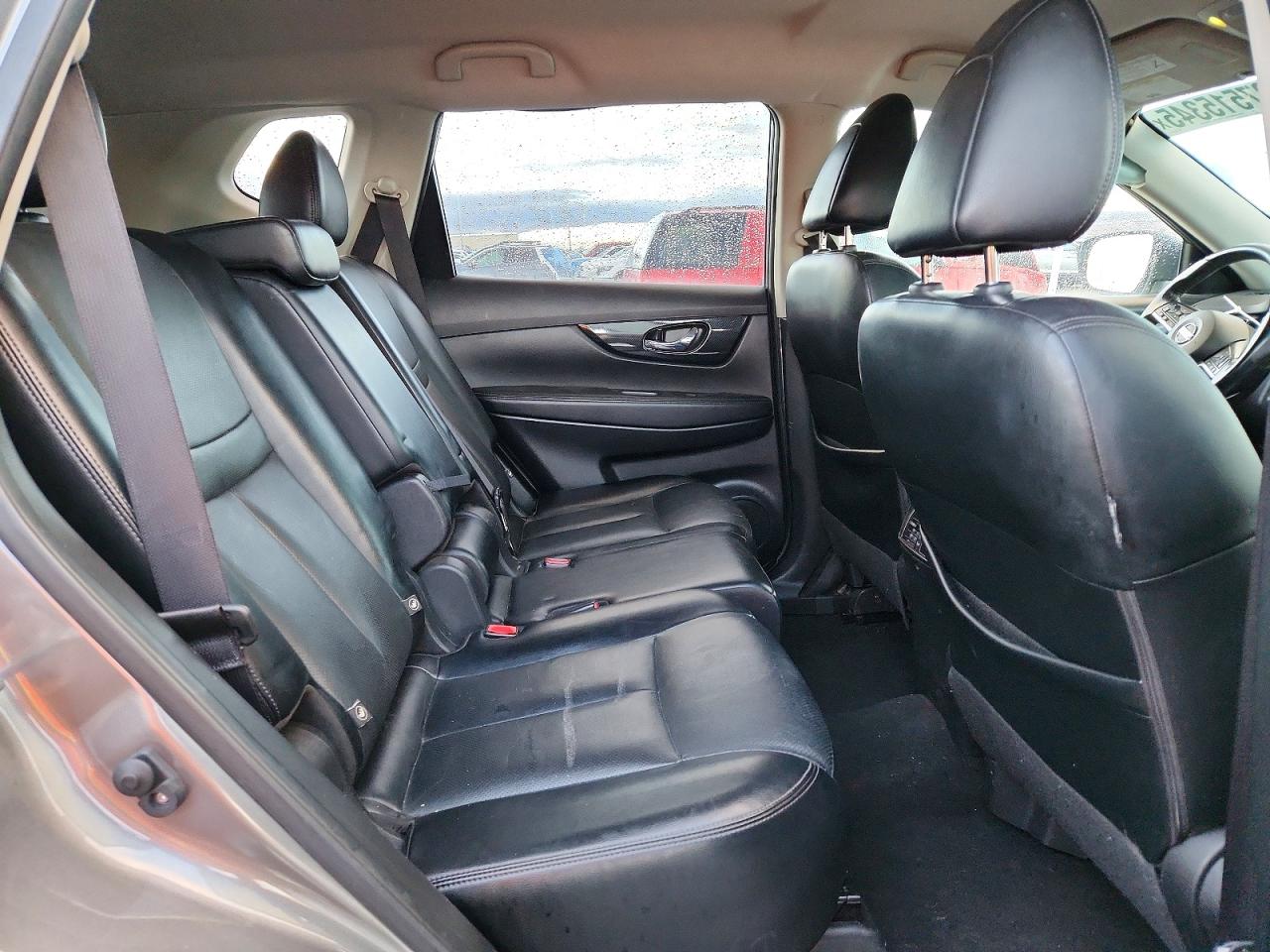 2018 NISSAN ROGUE S photo 11