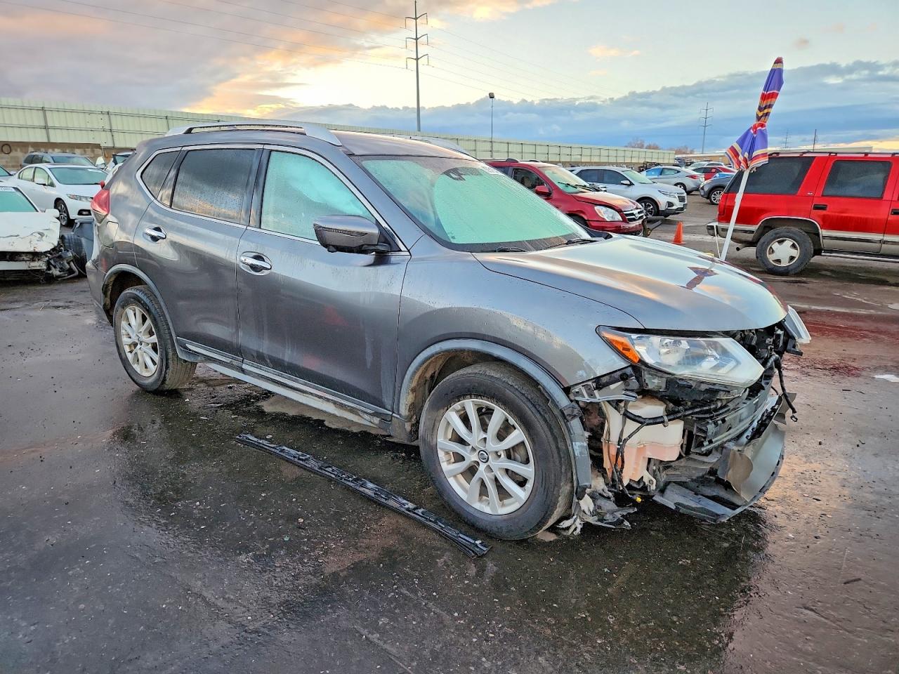 2018 NISSAN ROGUE S photo 4