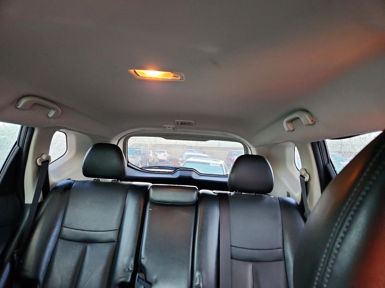 2018 NISSAN ROGUE S photo 10