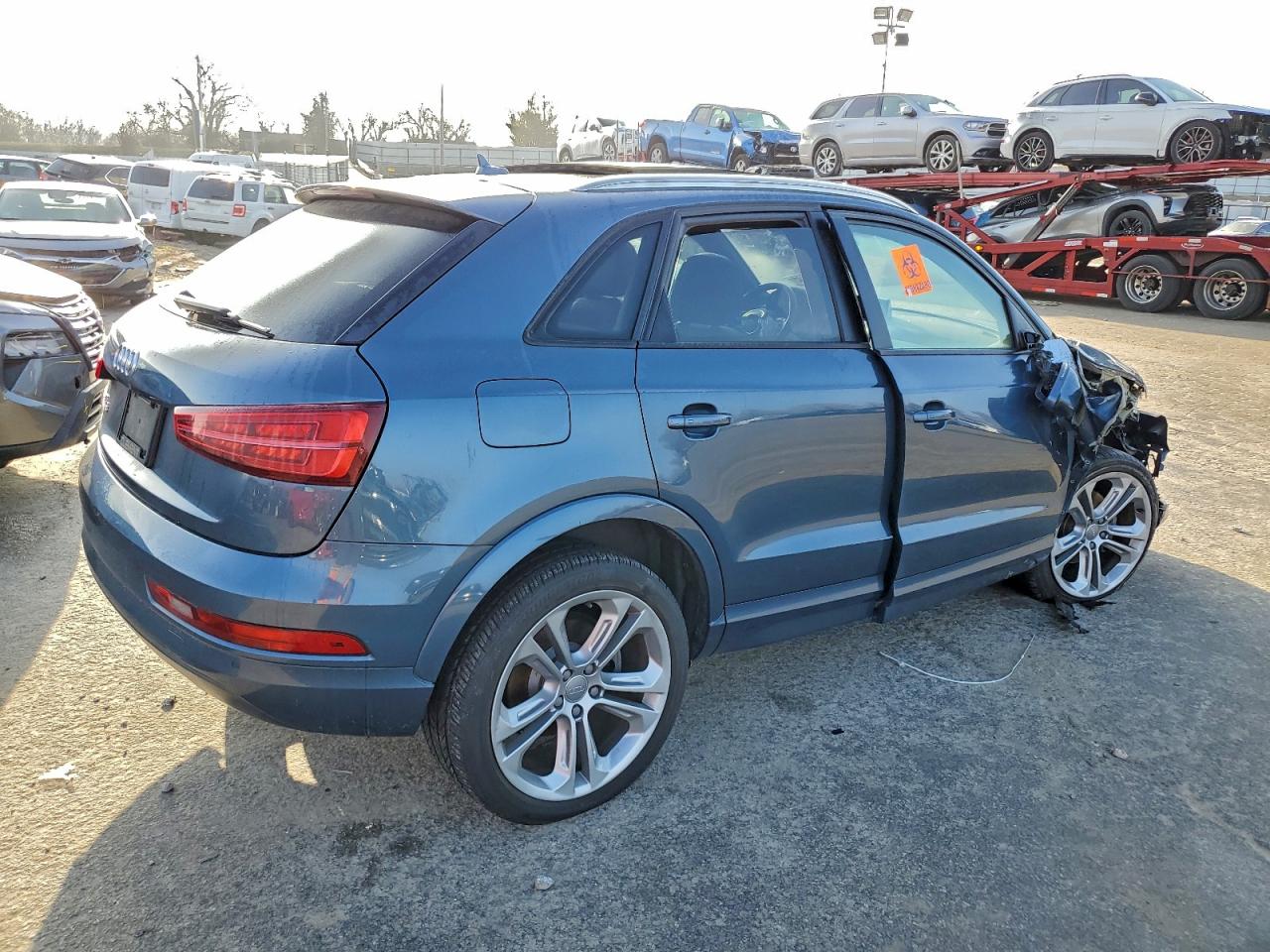 2018 AUDI Q3 PREMIUM photo 3