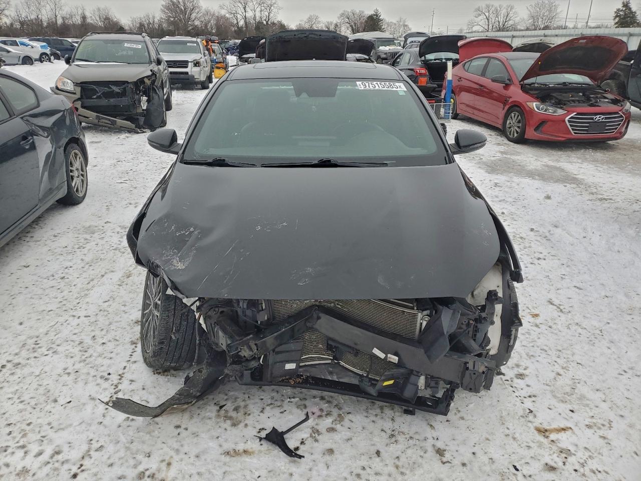 2023 KIA FORTE GT LINE photo 5
