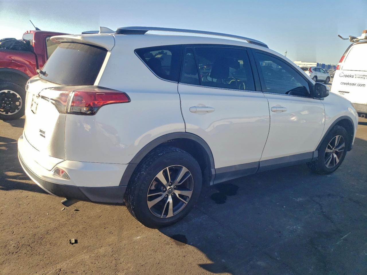 2016 TOYOTA RAV 4 photo 3