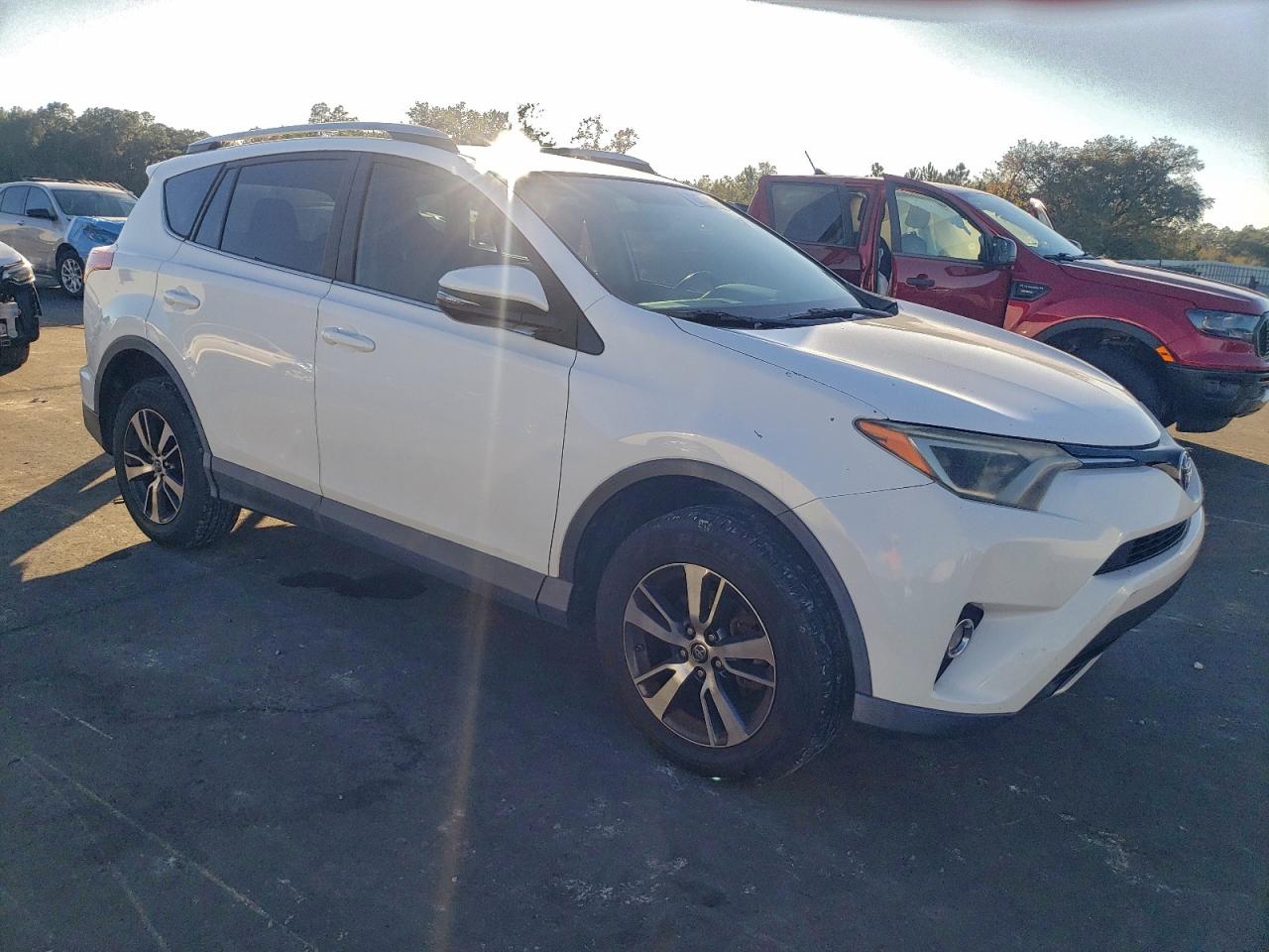 2016 TOYOTA RAV 4 photo 4