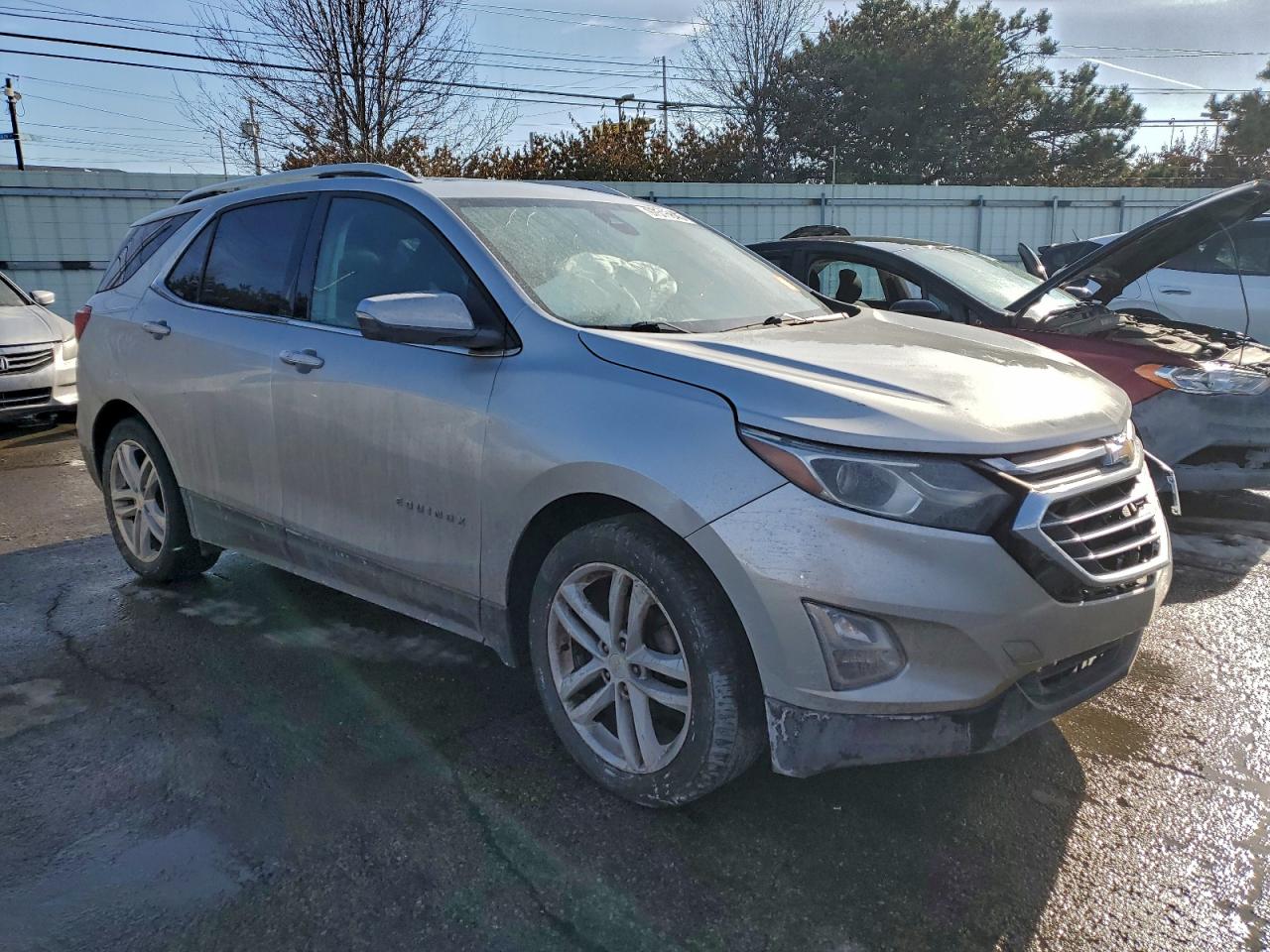 2019 CHEVROLET EQUINOX PREMIER photo 4