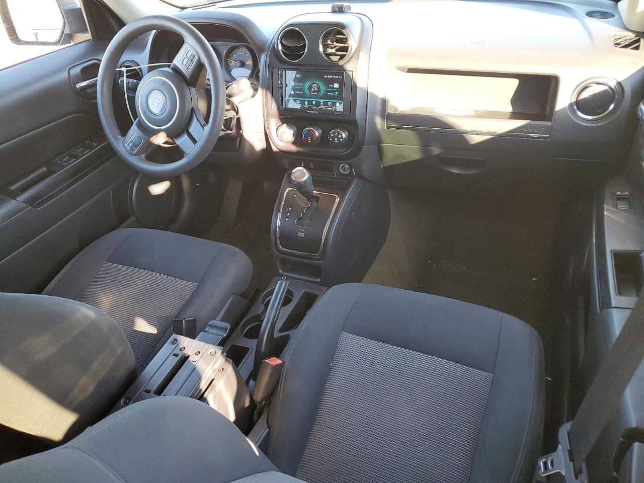 2017 JEEP PATRIOT SPORT photo 8