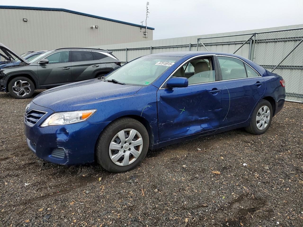 2011 TOYOTA CAMRY