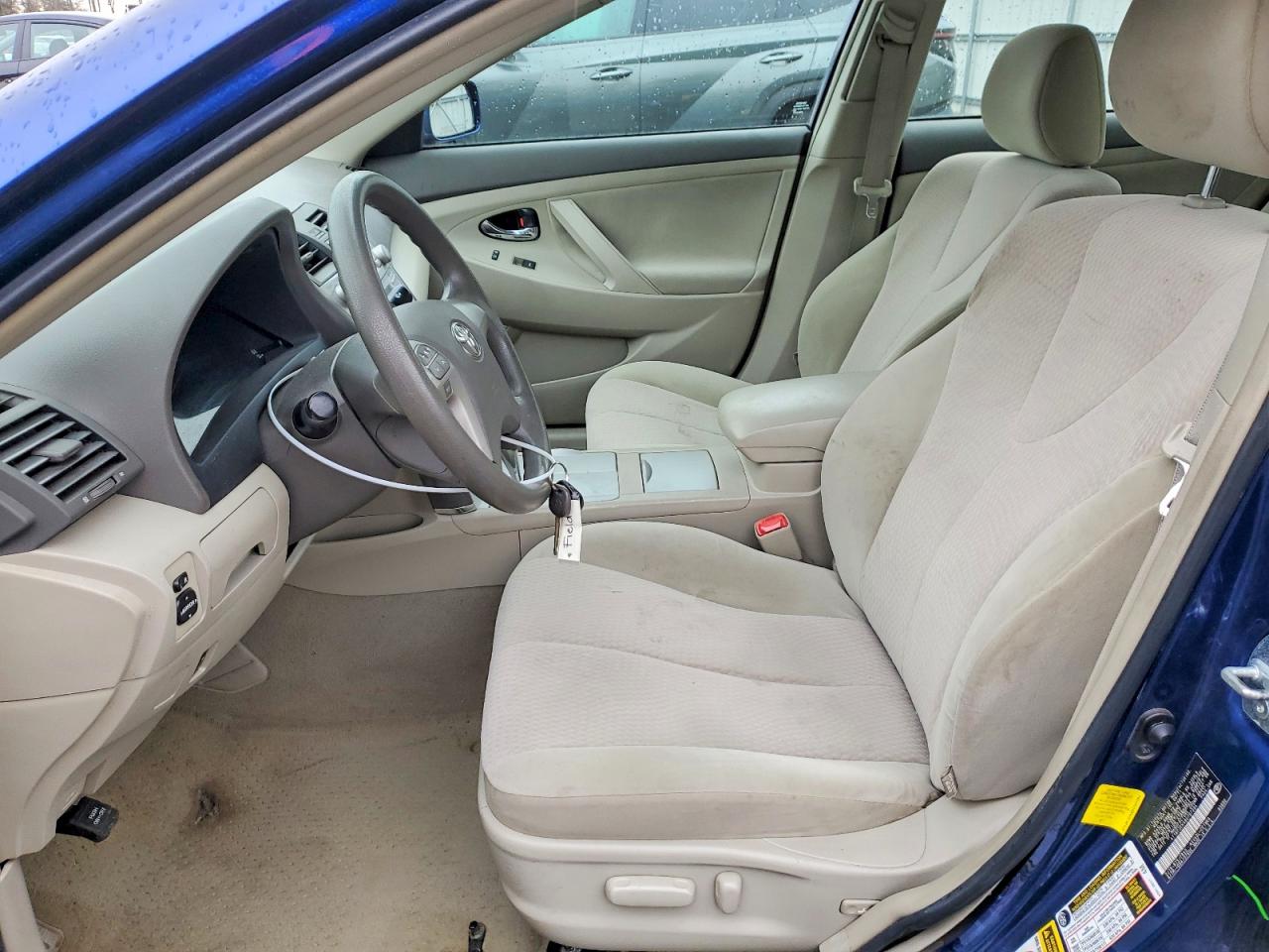 2011 TOYOTA CAMRY BASE photo 7
